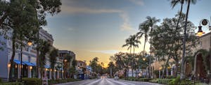 Street view of Naples, Florida